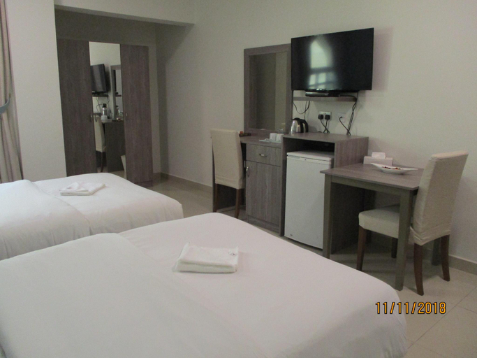 Bedroom, Sovereign Hotel, Doha
