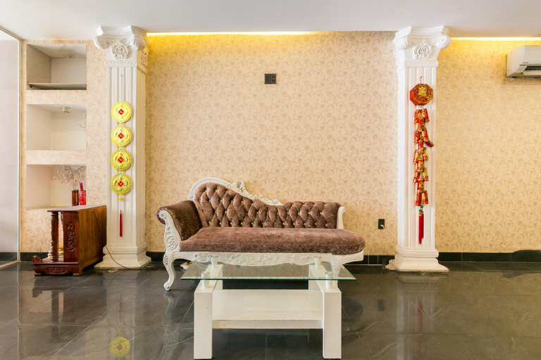 Public Area 4, Bonita Tht, District 10