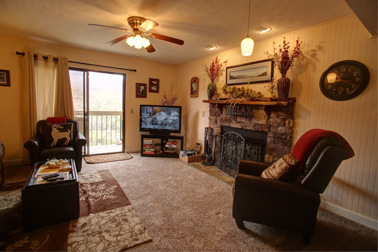 Public Area 3, Deer Ridge Mountain Resort, Sevier