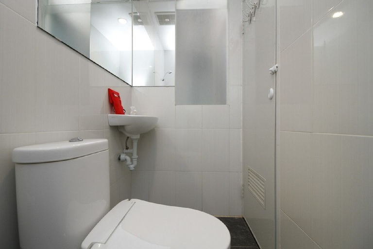 Bathroom 7