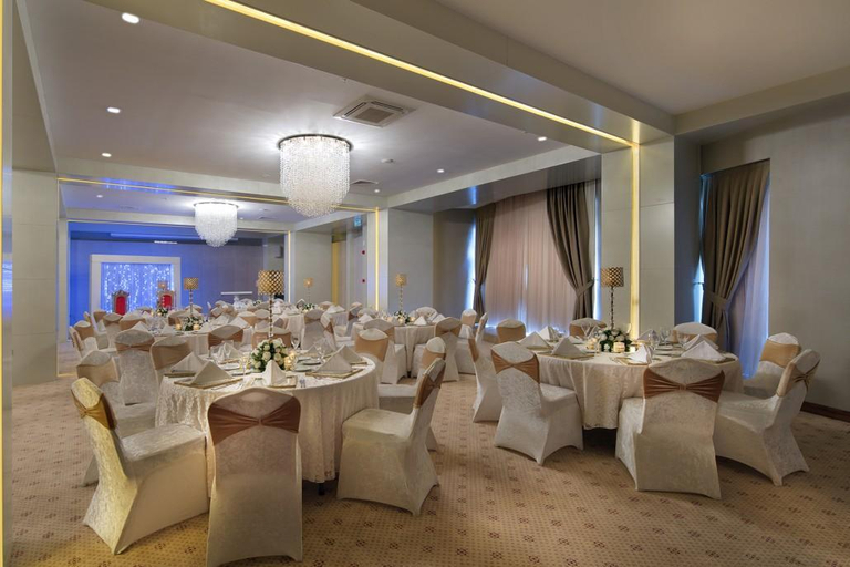 Business Facilities