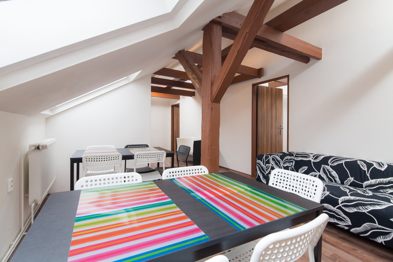 Bedroom 4, Easy Housing Hostel In Prague, Praha 2