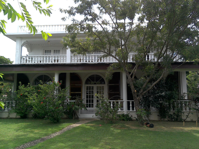Exterior & Views 2, Villa D'enghien, Malay