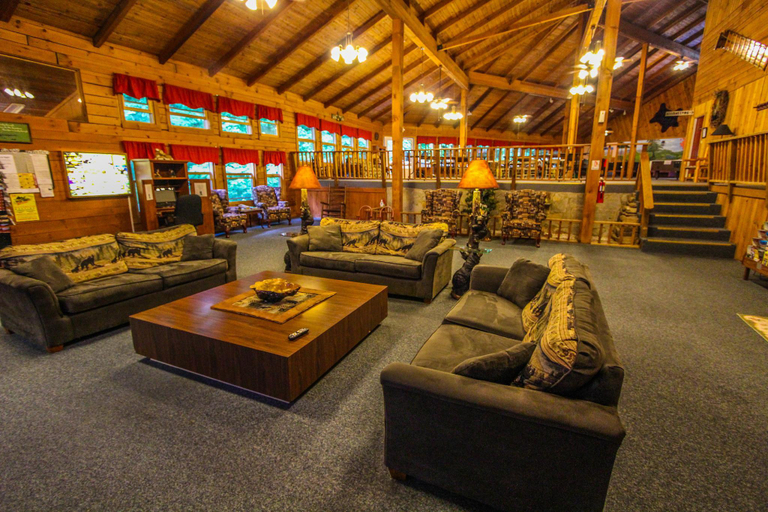 Public Area 2, Smoketree Lodge, Avery