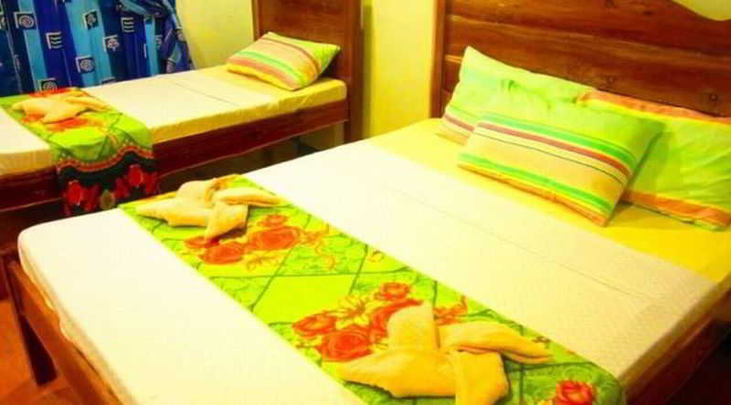 Bedroom, GMG Hotel, Coron
