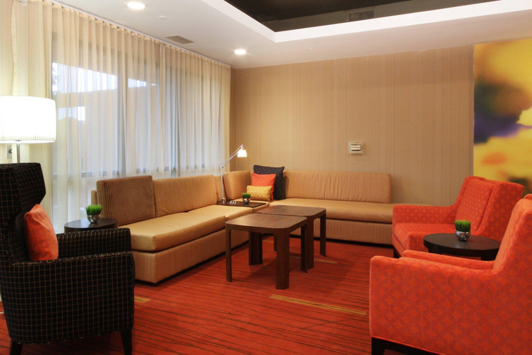 Public Area 2, Courtyard By Marriott Flint, Genesee