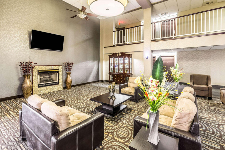 Public Area 2, Quality Inn West Plains, Howell