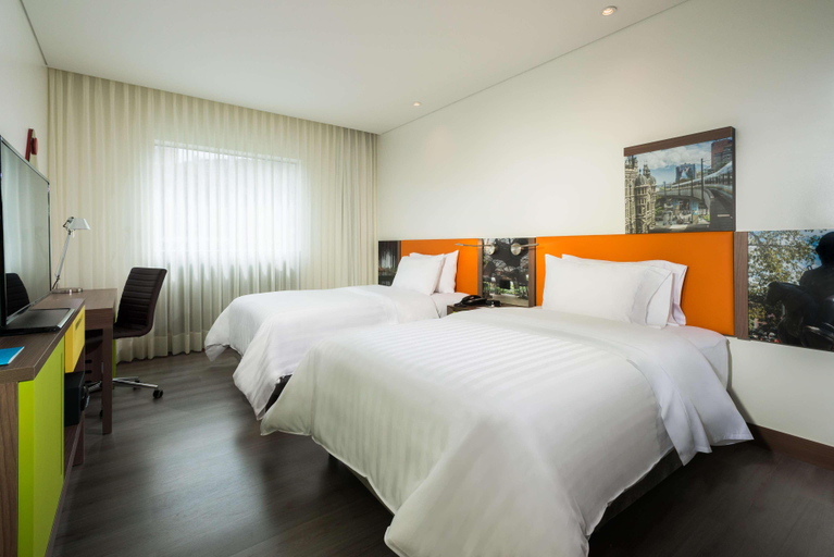 Bedroom 3, Hampton by Hilton Medellin, Medellín