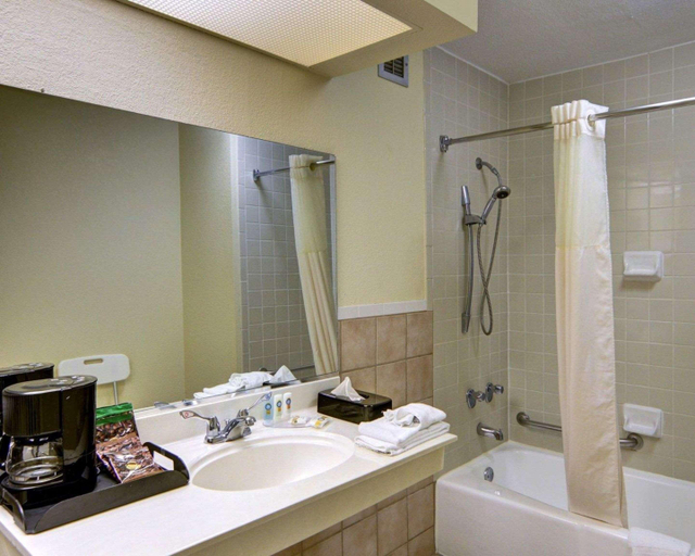 Bathroom 4, Red Roof Inn McKinney, Collin