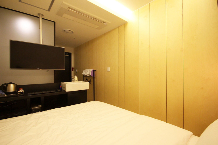 Bedroom 5, Mini hotel may nampo, Jung