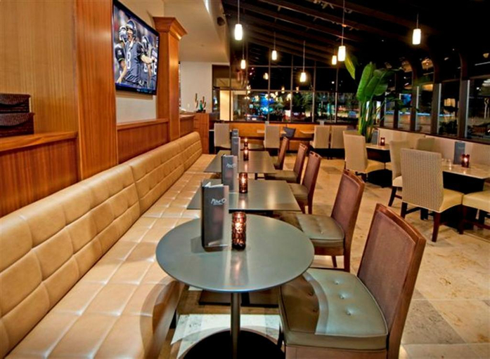 Food & Drinks 5, Eastgate Hotel, Bw Signature Collection, King