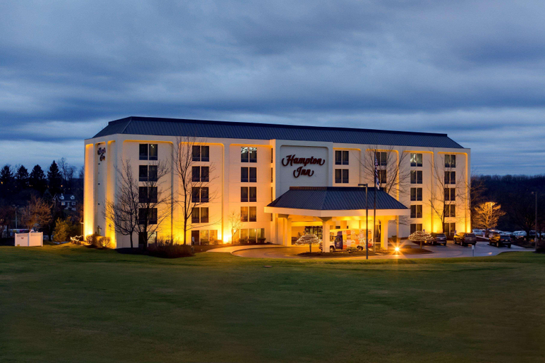 Exterior & Views 2, Pittsburgh Airport Inn and Suites, Allegheny