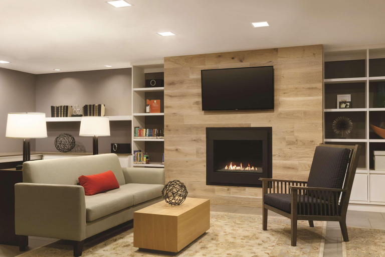 Public Area 3, Country Inn & Suites by Radisson, Valparaiso, IN, Porter
