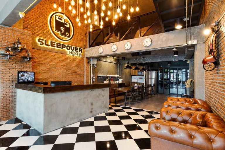 Public Area 2, Sleepover Hostel Bangkok, Bang Su