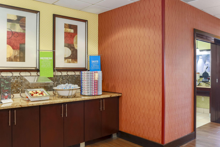 Public Area 2, Hampton Inn Memphis-Walnut Grove/Baptist Hospital, Shelby