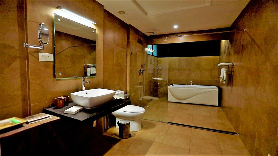 Bathroom 5, Wayanad Wild - A CGH Earth Experience, Wayanad