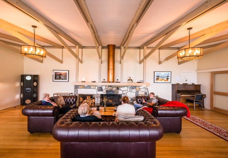Public Area 2, Lake Pedder Chalet, Derwent Valley