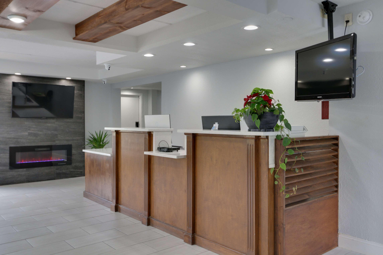 Public Area 2, Baymont by Wyndham Ridgeland I-95, Jasper