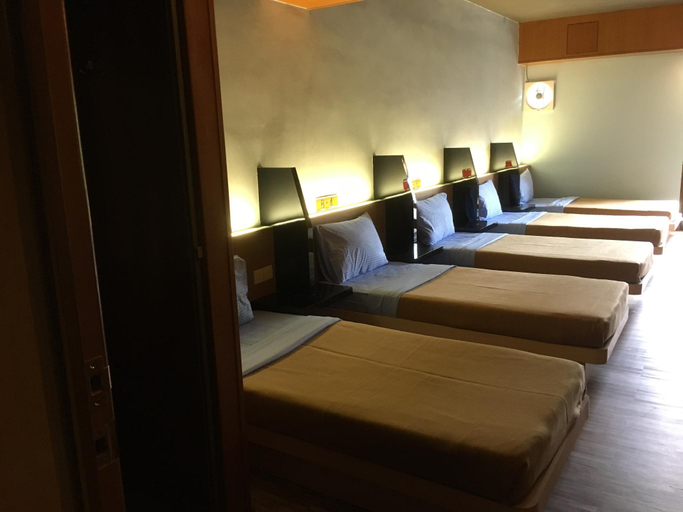 Bedroom 4, Suria hotel, Cameron Highlands