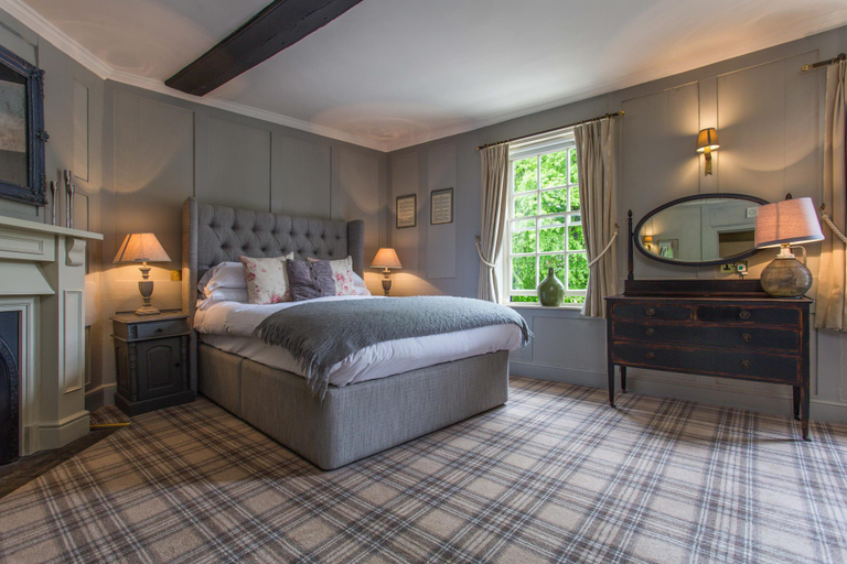 Bedroom 2, Running Horses Country Inn, Surrey