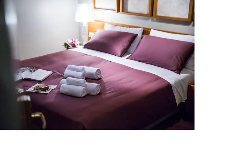 Bedroom 3, Grand Master Suites, Rome