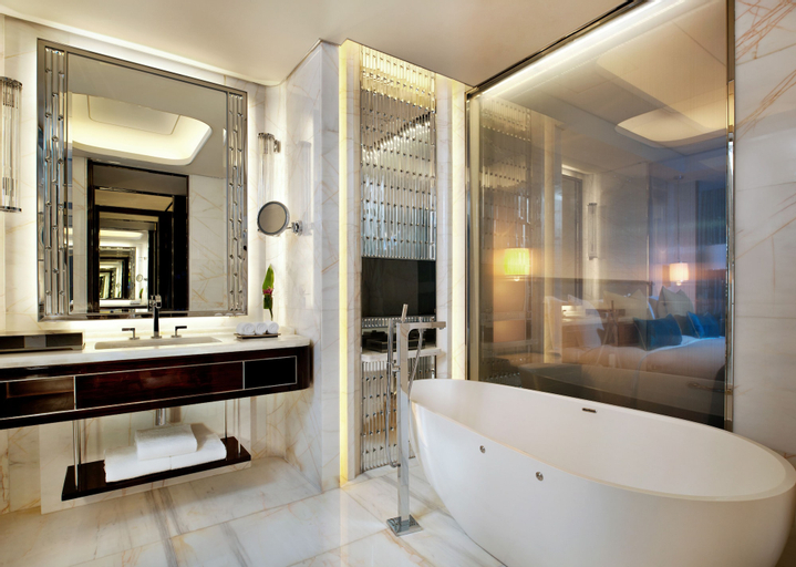 Bathroom 12