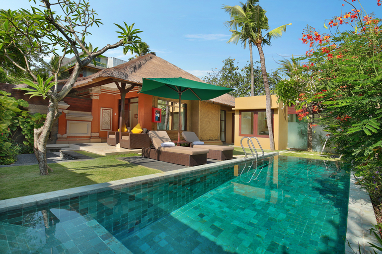 Swimming Pool 12