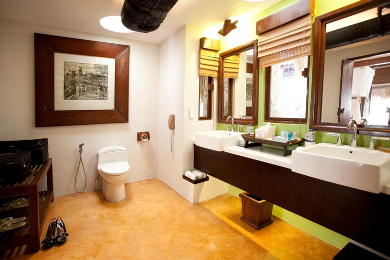 Bathroom 6