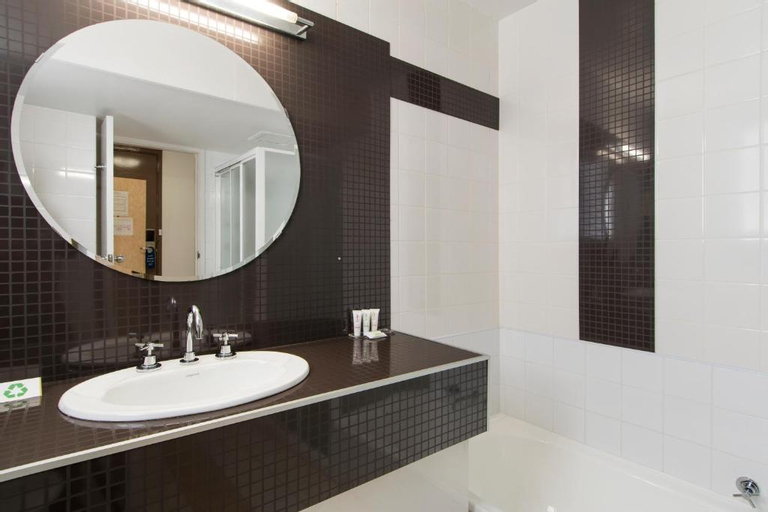 Bathroom 5