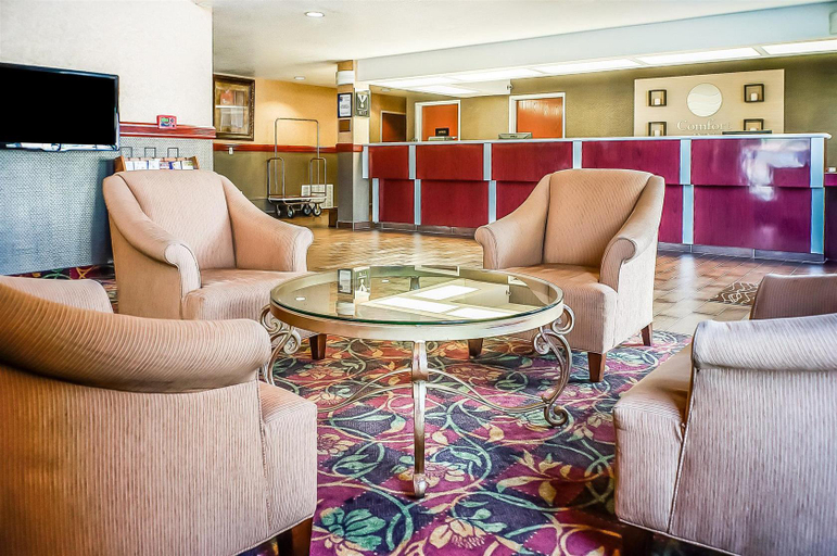 Public Area 2, Quality Inn & Suites, Chaves