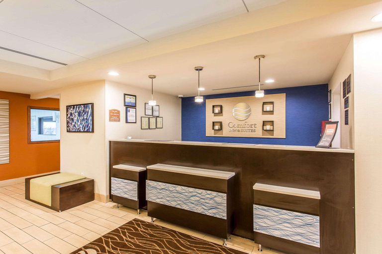 Public Area 2, Comfort Inn & Suites Cookeville, Putnam