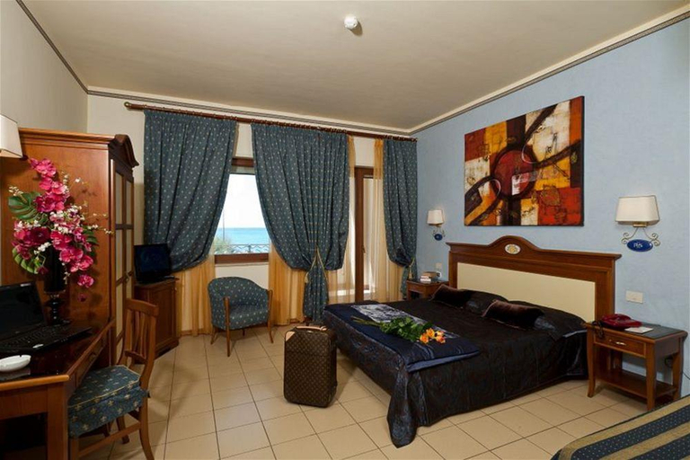 Bedroom 4, Riva del Sole, Palermo