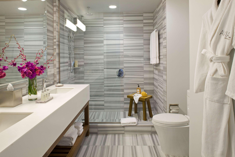 Bathroom 5, Hyatt Centric The Pike Long Beach, Los Angeles