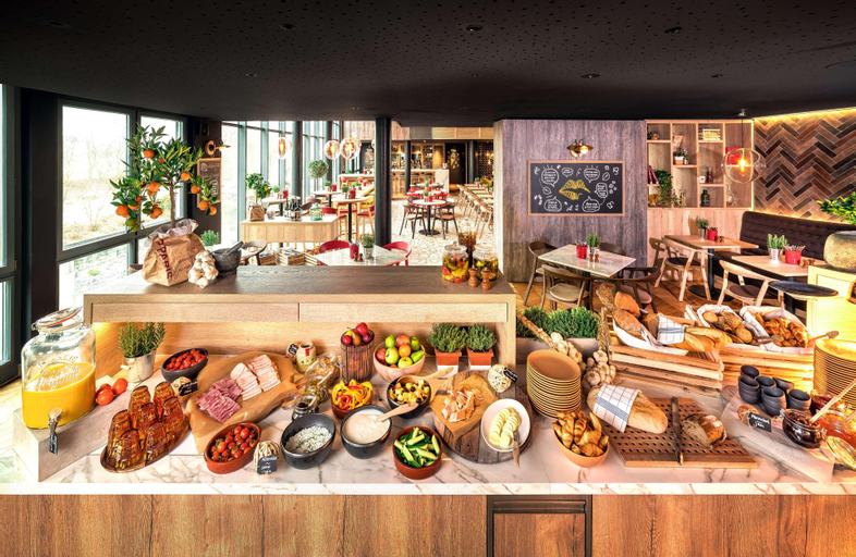 Food & Drinks 26