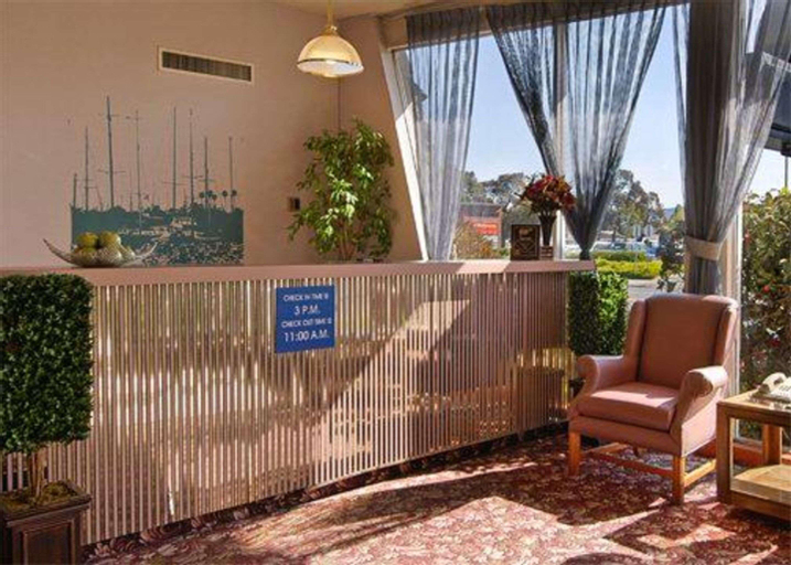 Public Area, Rodeway Inn Alameda-Oakland, Alameda