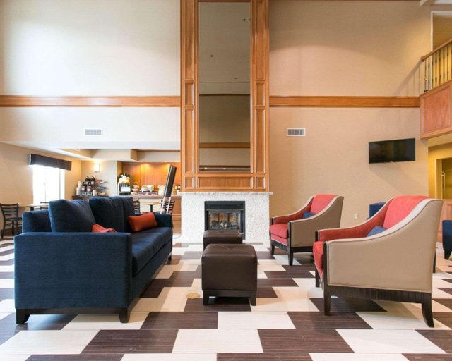 Public Area 2, Comfort Suites Benton Harbor - St. Joseph, Berrien