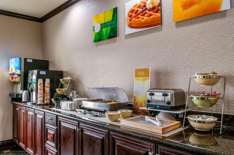 Food & Drinks 5, Quality Inn & Suites Slidell, Saint Tammany