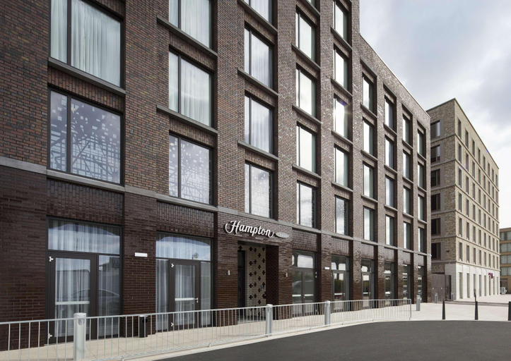Exterior & Views 1, Hampton by Hilton London Excel, London