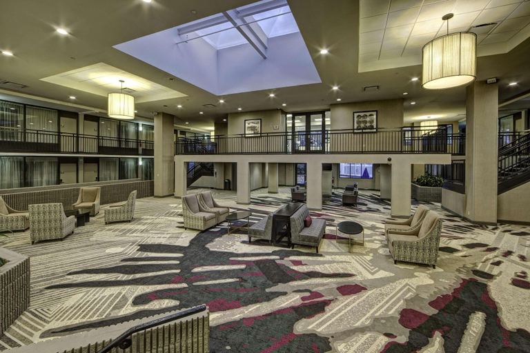 Public Area 5, DoubleTree by Hilton Hotel Decatur Riverfront, Morgan