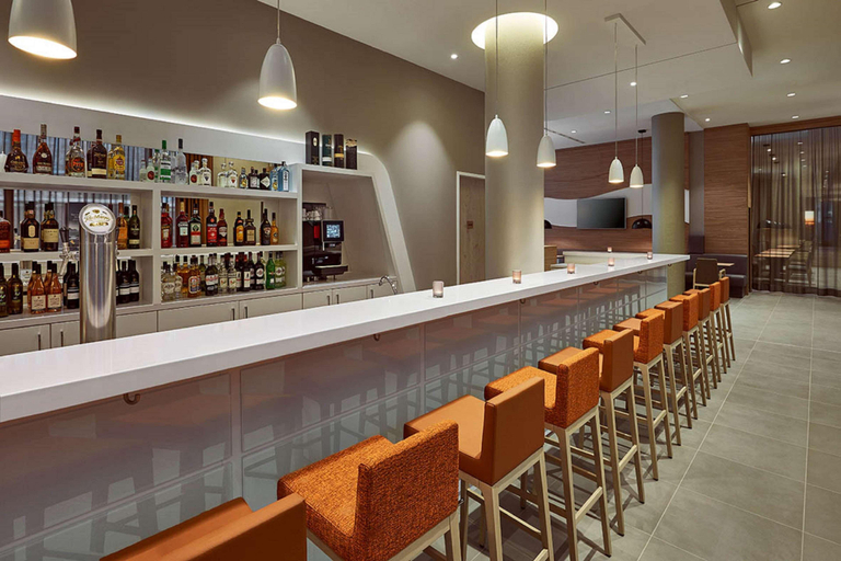 Food & Drinks 5, Hampton Inn Berlin City Centre Alexanderplatz, Berlin