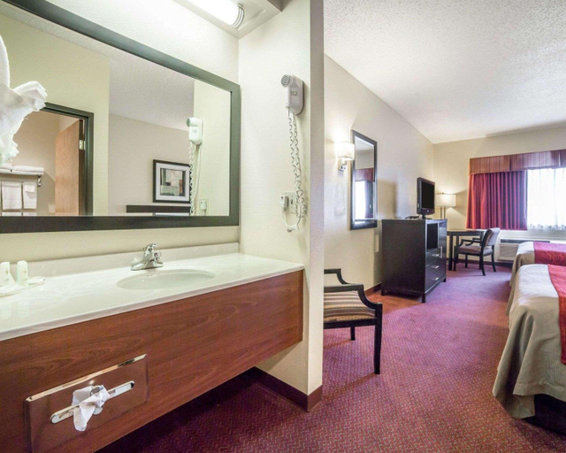 Bathroom 4, Fairbridge Inn and Suites Glendive, Dawson