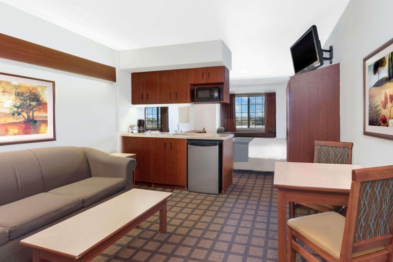 Public Area 2, Microtel Inn & Suites by Wyndham Rapid City, Pennington