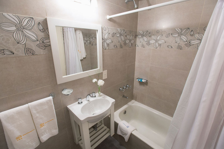 Bathroom, Hotel Parlamento, Distrito Federal