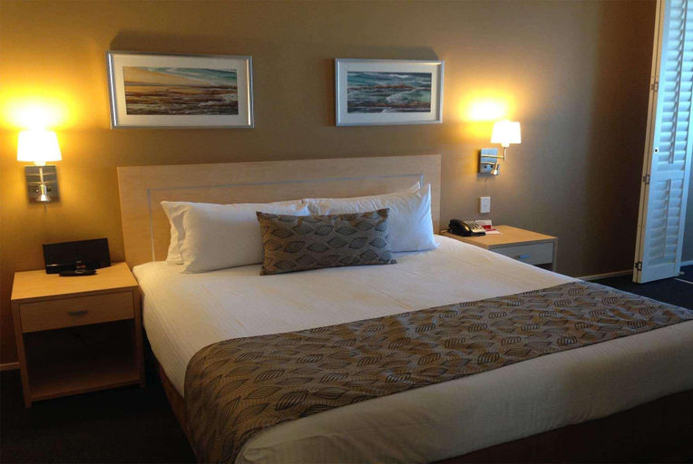 Bedroom 3, Ramada Hotel & Suites Ballina, Ballina