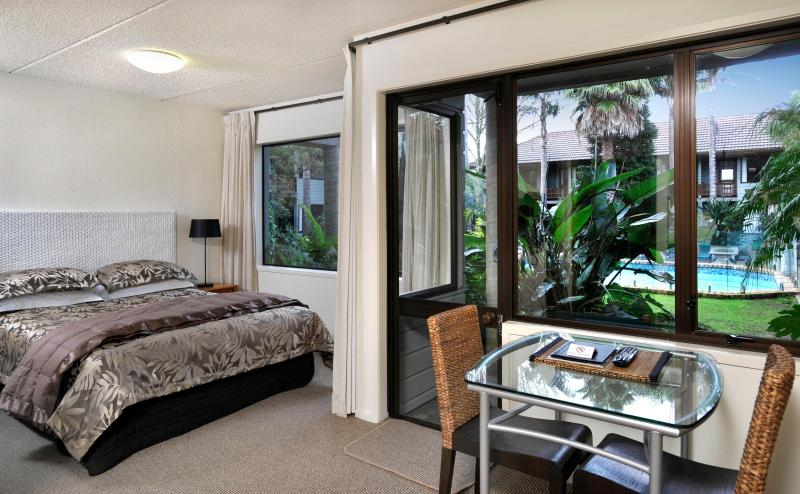 Bedroom 4, Emerald Inn on Takapuna Beach, Waitakere