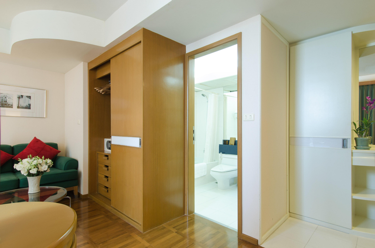 Bathroom 5