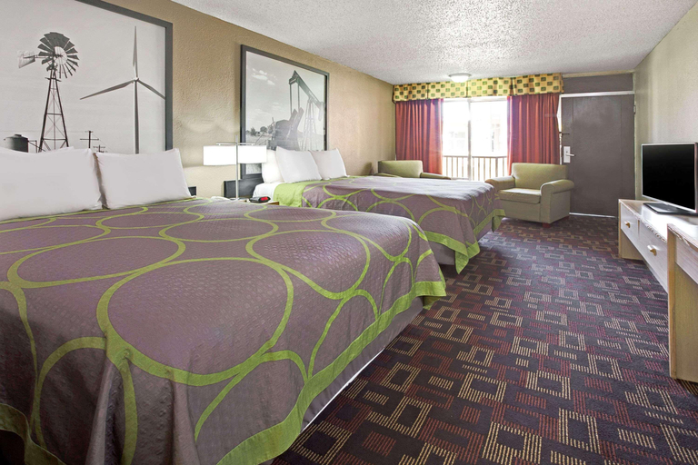 Others 5, Super 8 by Wyndham Norman, Cleveland