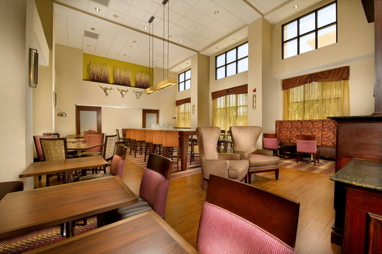 Public Area 2, Hampton Inn & Suites San Antonio-Airport, Bexar