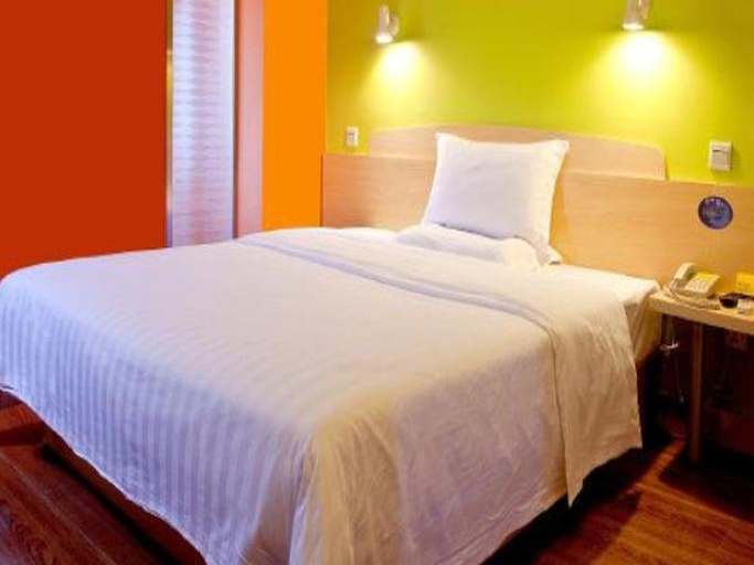 Bedroom 4, 7 Days Premium Baoding Zhuozhou Cultural Square, Baoding
