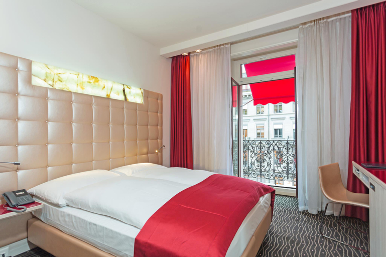 Bedroom 14